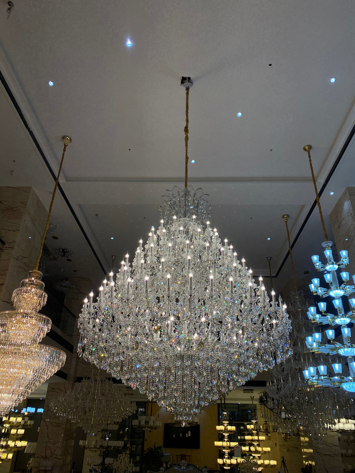 Extra Large Multi - tiered Candle Light Crystal Chandelier for Hotel/Restaurant - 105 Lights/D78.7"*H102.4"/241kgChromeWhite Lightcasivra
