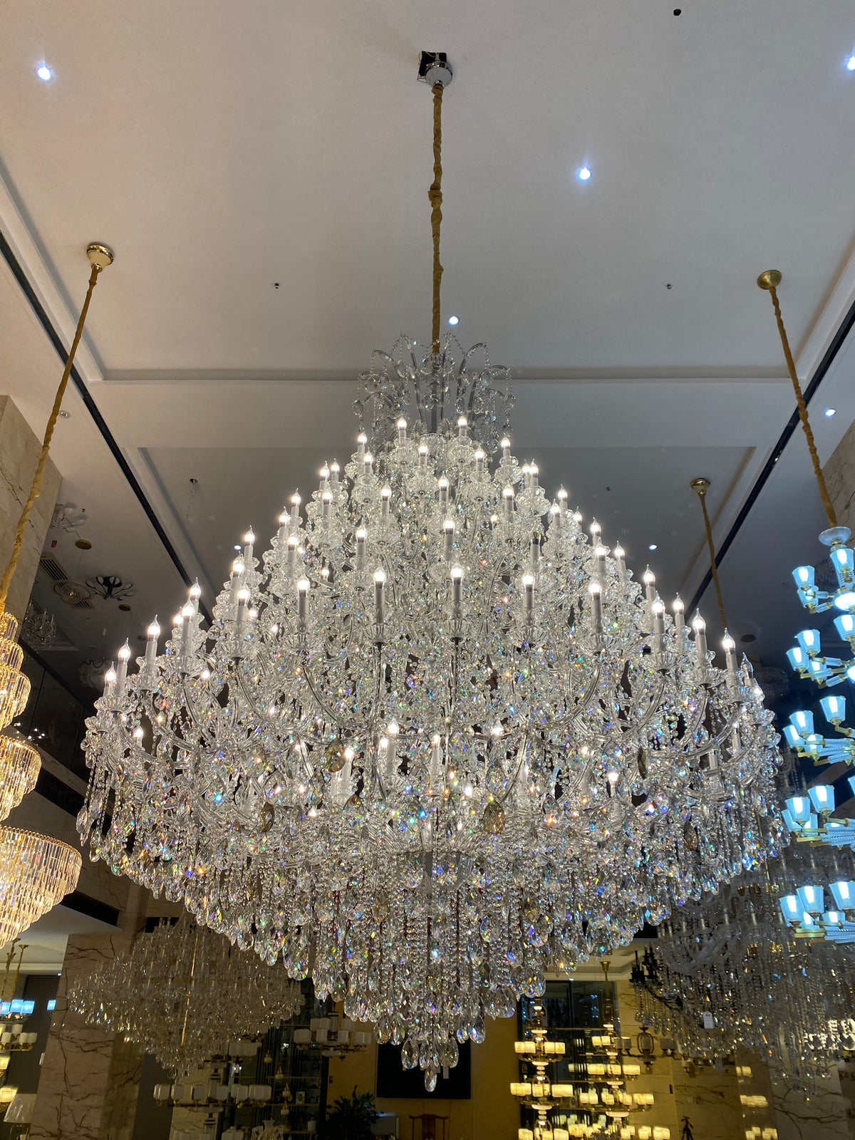Extra Large Multi - tiered Candle Light Crystal Chandelier for Hotel/Restaurant - 105 Lights/D78.7"*H102.4"/241kgChromeWhite Lightcasivra
