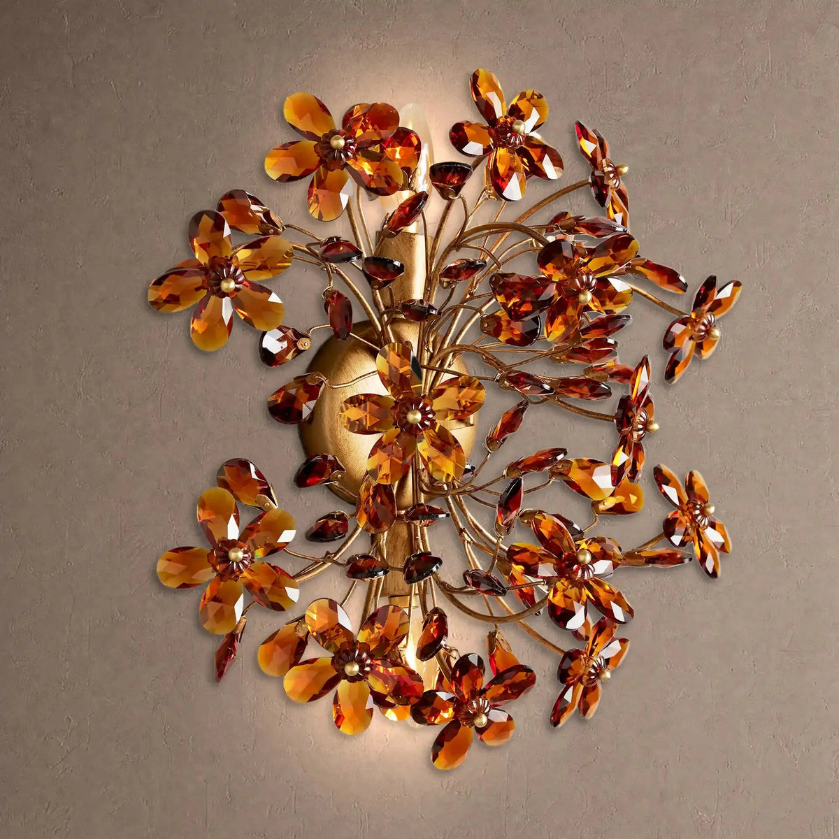 Foglia 2-Light Wall Sconce - Amber & Brasscasivra