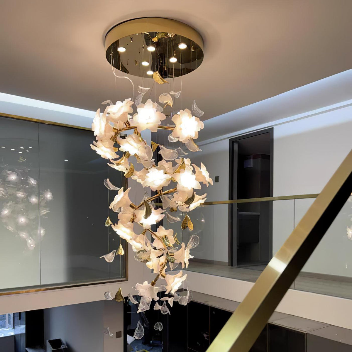 Flying Flowers Fluttering Chandelier - Model D ∅ 23.6″ x H 59.1″ / Dia 60cm x H 150cmBrass & Whitecasivra