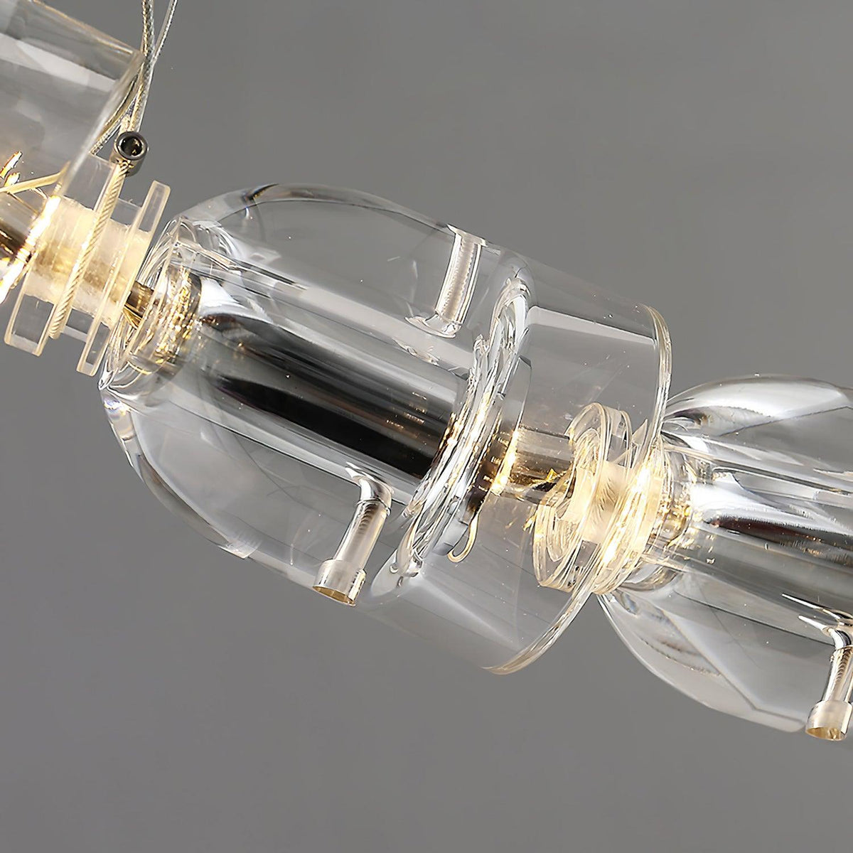 Gabriel Chandelier C - 100 Lights ∅ 71″ x H 22″ / Dia 180cm x H 56cmClear & ChromeWarm Lightcasivra