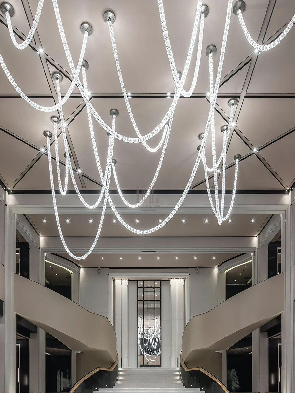 Gabriel Chandelier C - 100 Lights ∅ 71″ x H 22″ / Dia 180cm x H 56cmClear & ChromeWarm Lightcasivra