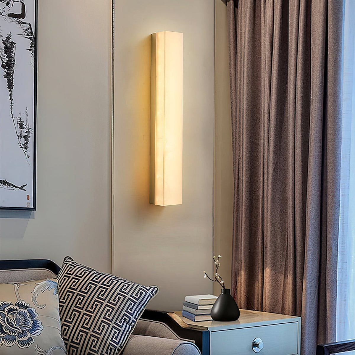Geometric Alabaster Wall Lamp - L 3.1” x W 3.1“ x H 31.5“Black & WhiteWarm Lightcasivra