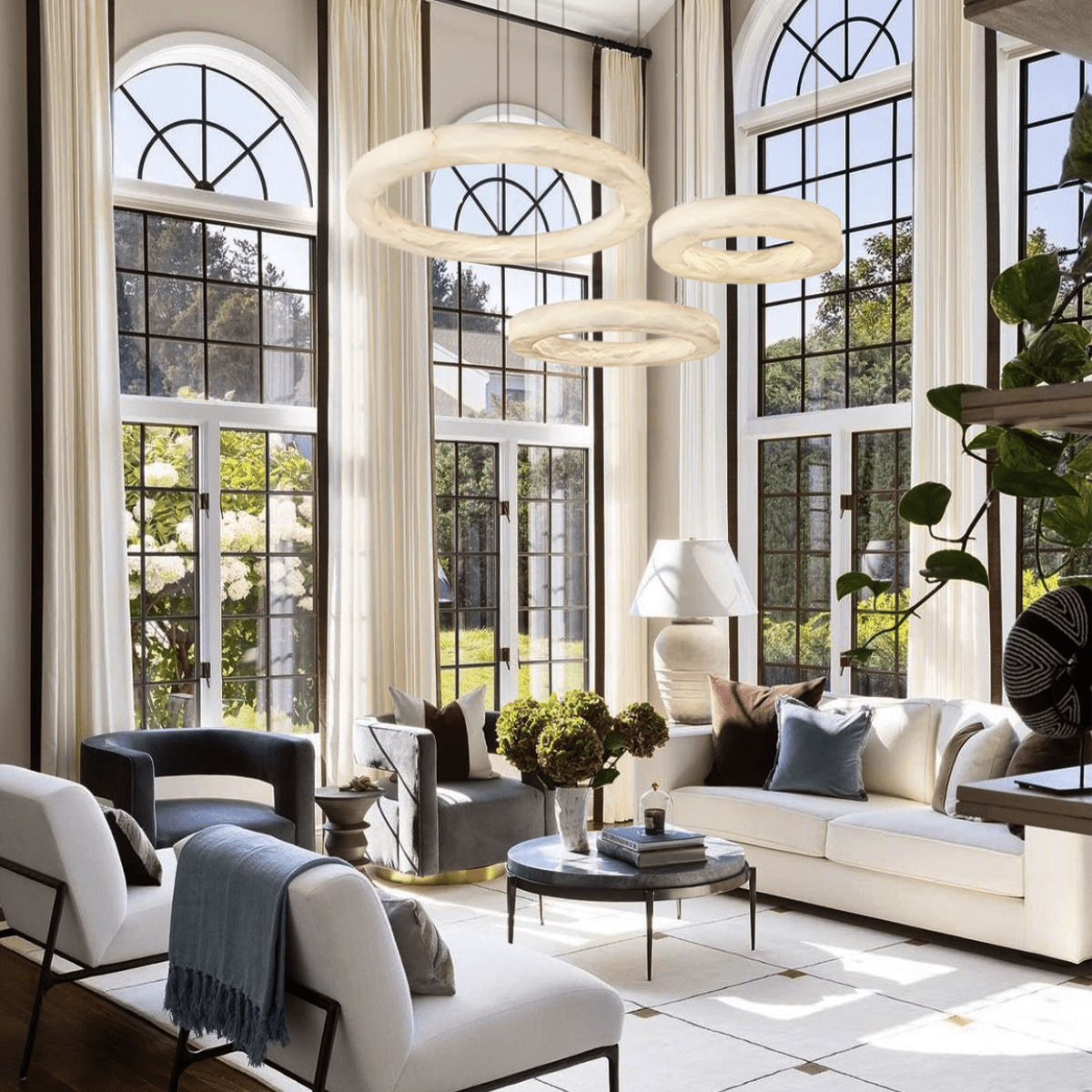 Glacera Alabaster Round Chandelier 19'' 27'' 36'' 60''D - D 19.7"+D 27.6"+D 35.4"Brasscasivra