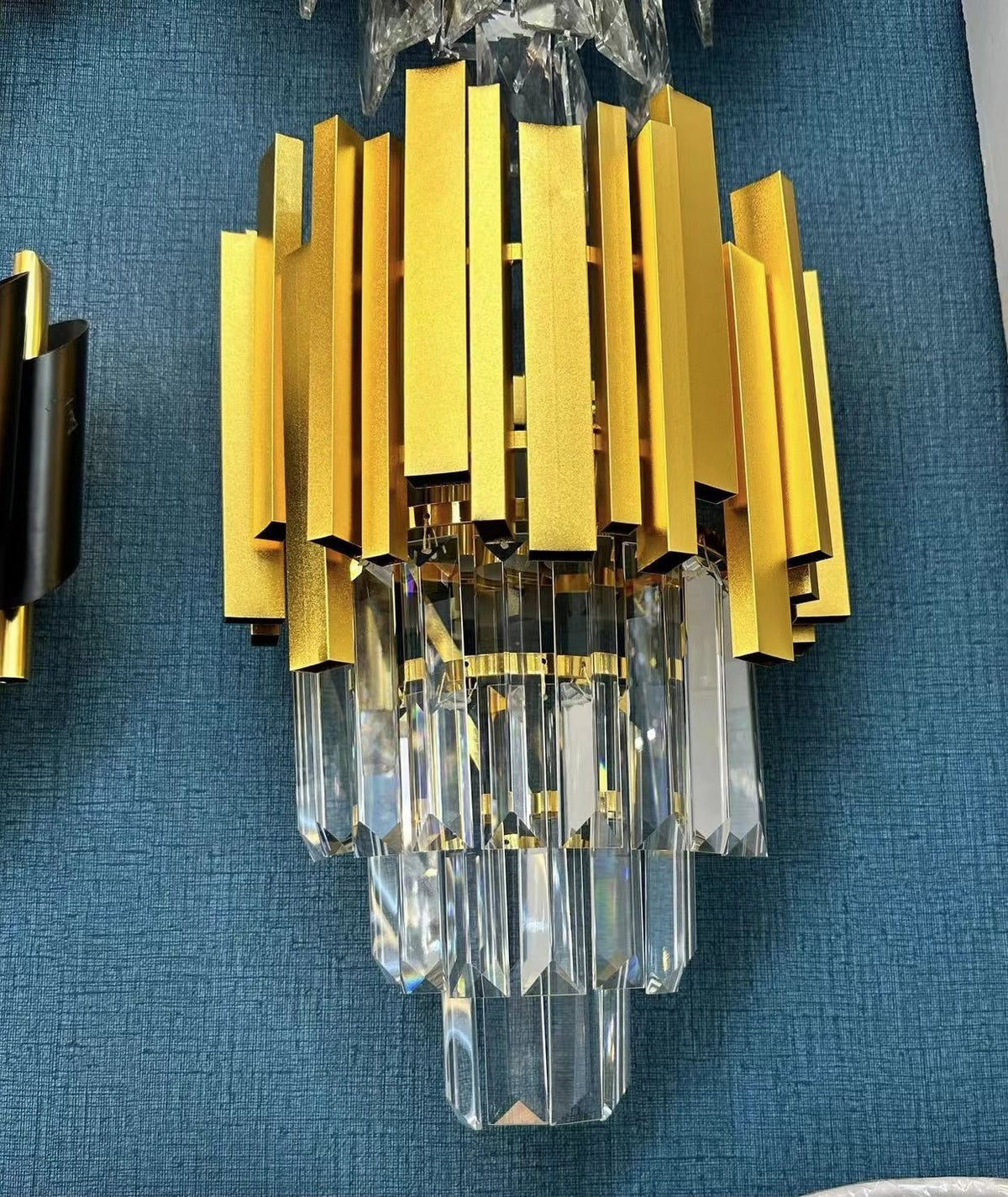 Gold/Silver Round Modern Tiered Metal Crystal Chandelier - 1 Layer Wall Light: D15.74" *H19.67"/9kgGoldWarm Lightcasivra