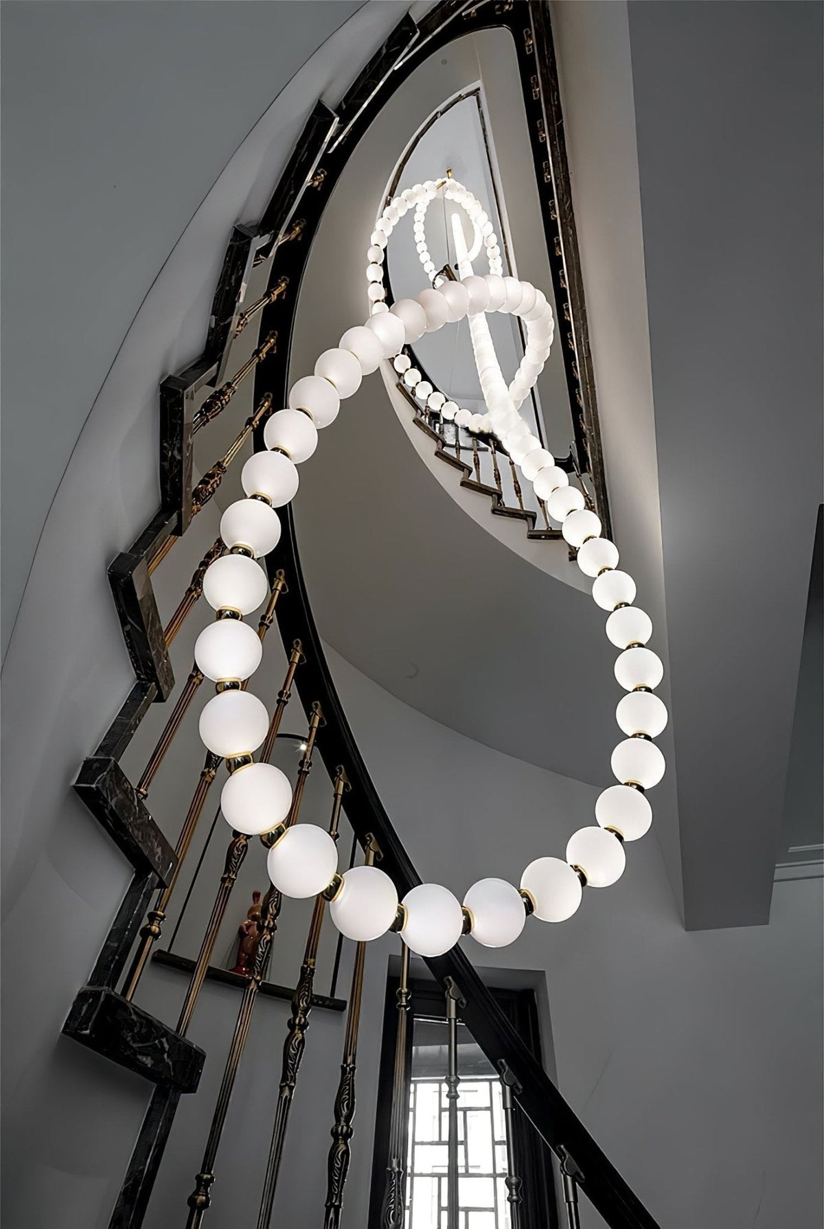 Halti Necklace Acrylic Chandelier - 114 Lights: Dia 31.5" x H 98.4"Gold & WhiteWarm Lightcasivra