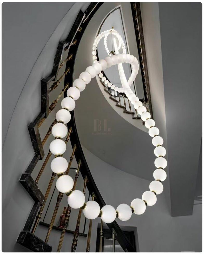 Halti Necklace Acrylic Chandelier - 114 Lights: Dia 31.5" x H 98.4"Gold & WhiteWarm Lightcasivra