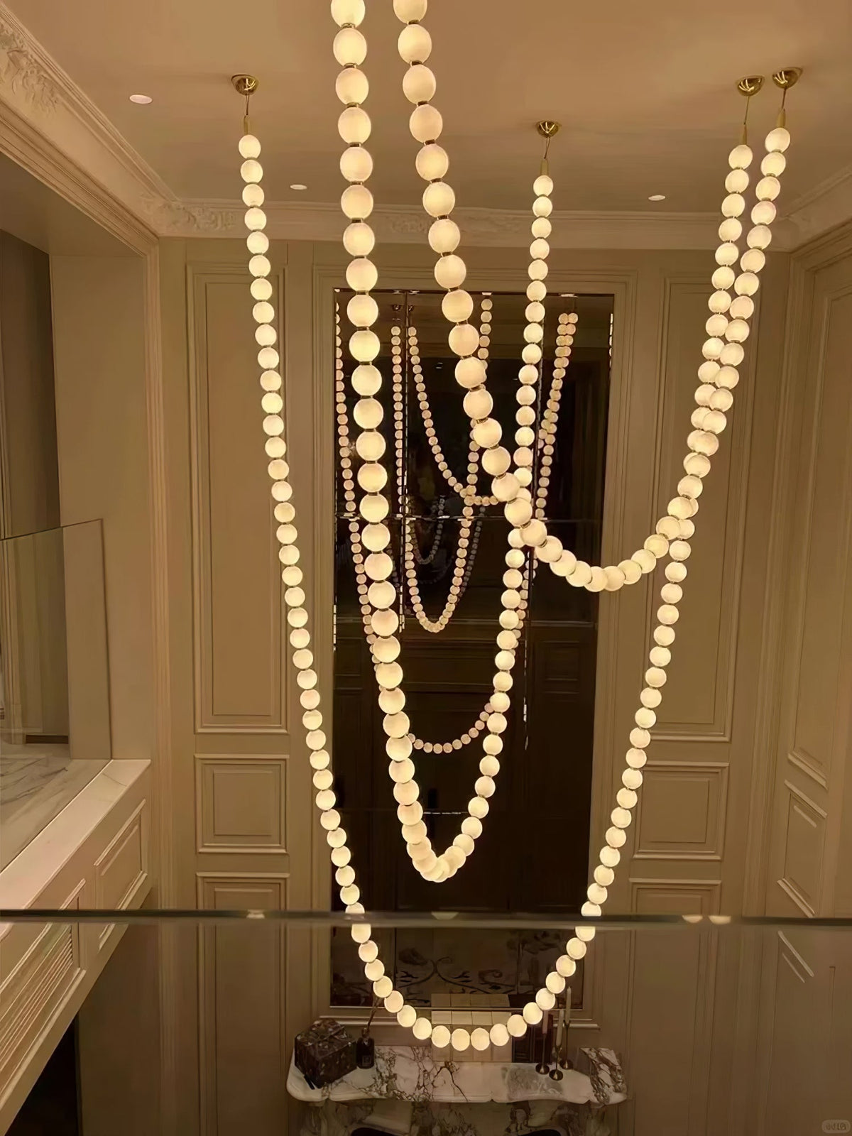 Halti Necklace Acrylic Chandelier - 114 Lights: Dia 31.5" x H 98.4"Gold & WhiteWarm Lightcasivra