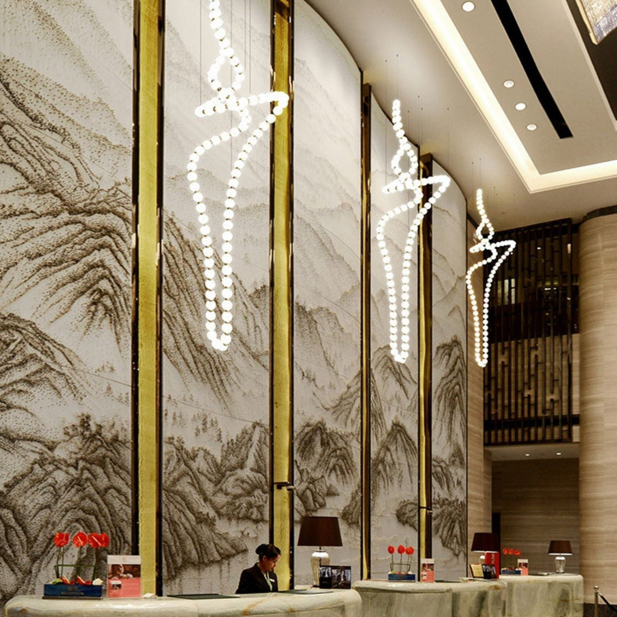 Halti Necklace Acrylic Chandelier - 114 Lights: Dia 31.5" x H 98.4"Gold & WhiteWarm Lightcasivra