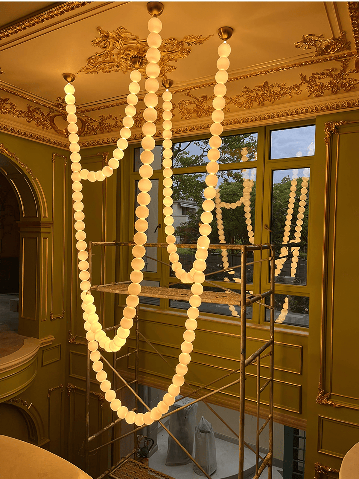 Halti Necklace Acrylic Chandelier - 114 Lights: Dia 31.5" x H 98.4"Gold & WhiteWarm Lightcasivra