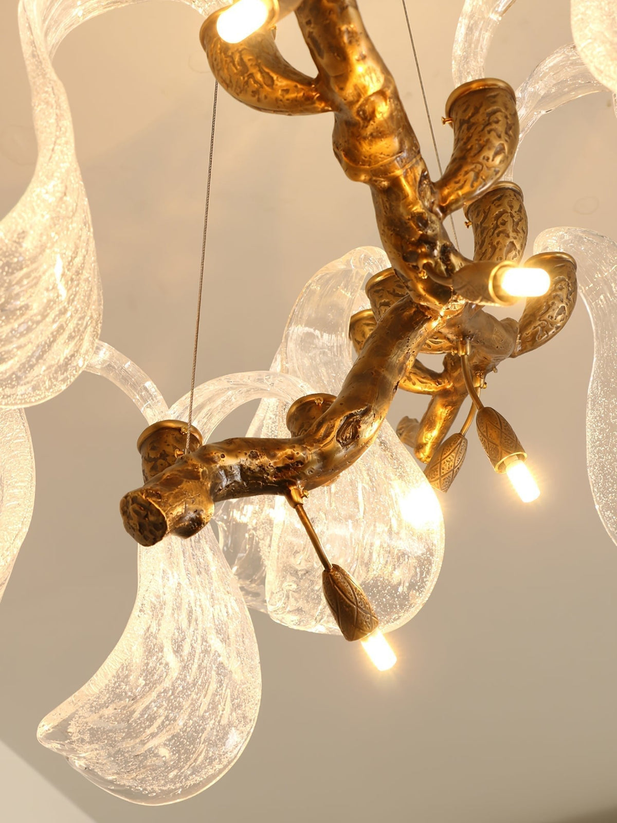 Icarus Wings Horizontal Branch Chandelier - L 39.4″ x W 15.7″ x H 15.7″ / L 100cm x W 40cm x H 40cmcasivra