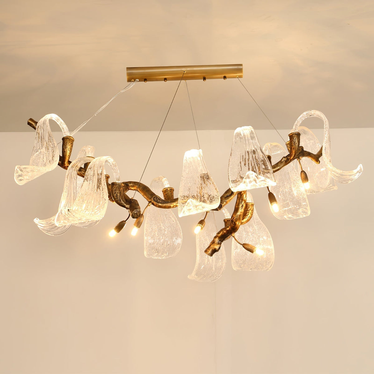 Icarus Wings Horizontal Branch Chandelier - L 39.4″ x W 15.7″ x H 15.7″ / L 100cm x W 40cm x H 40cmcasivra