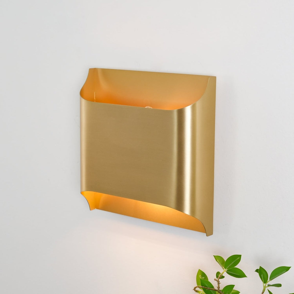 Leclerc Wall Lamp - ∅ 3.9″ x H 11.8″ / Dia 10cm x H 30cmBrasscasivra