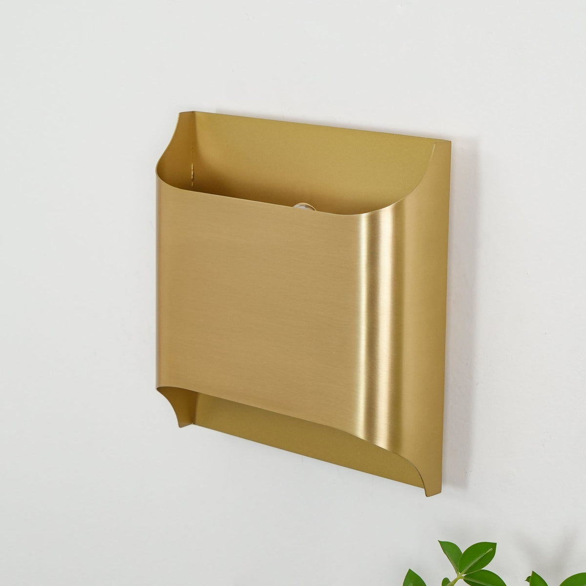 Leclerc Wall Lamp - ∅ 3.9″ x H 11.8″ / Dia 10cm x H 30cmBrasscasivra