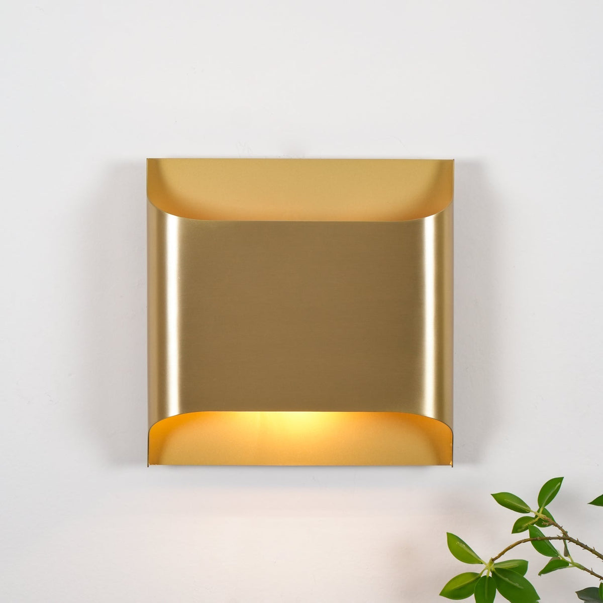 Leclerc Wall Lamp - ∅ 3.9″ x H 11.8″ / Dia 10cm x H 30cmBrasscasivra