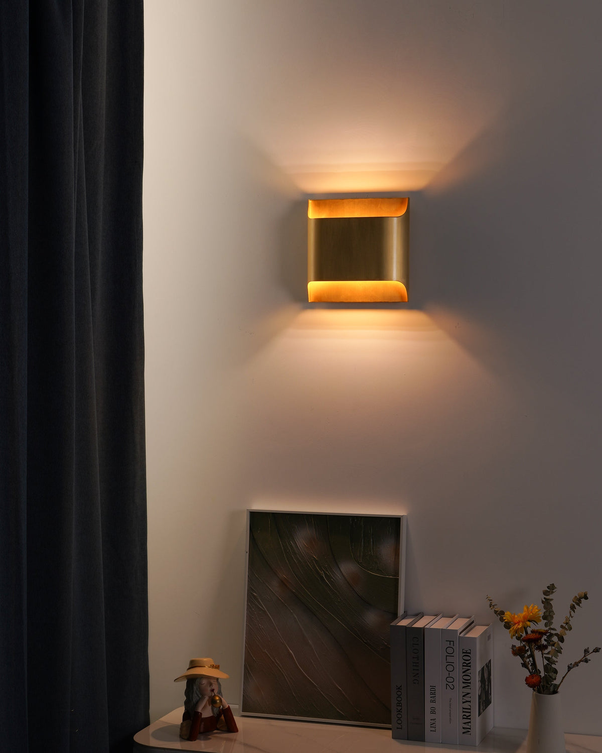 Leclerc Wall Lamp - ∅ 9.8″ x H 9.8″ / Dia 25cm x H 25cmBrasscasivra