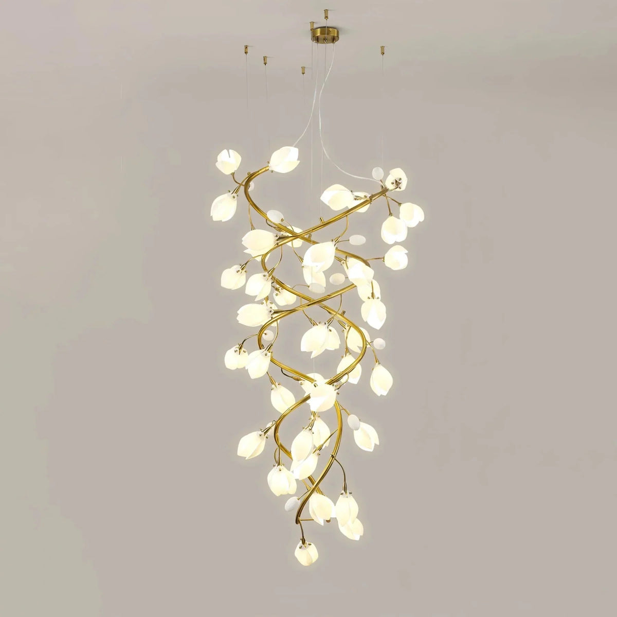 Lysandra Flower staircase chandelier - ∅ 47.2″ x H 98.4″ / Dia 120cm x H 250cmGold + Whitecasivra