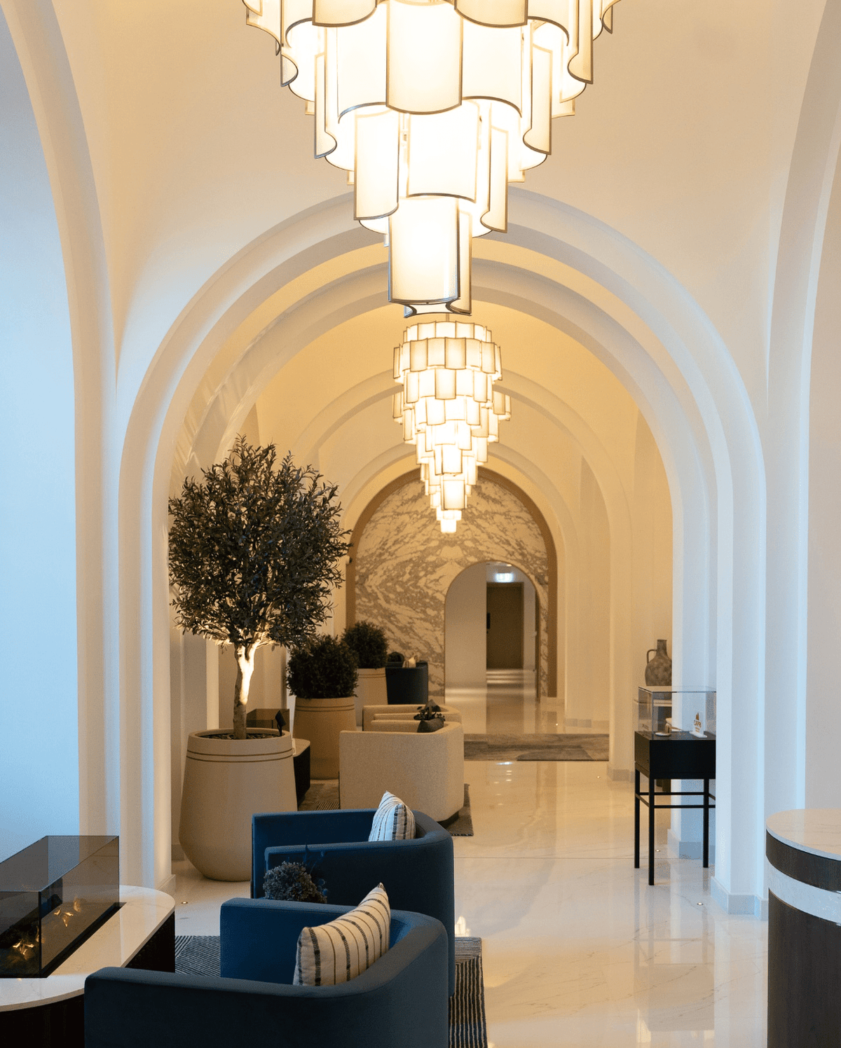 Modern Acrylic Tile Chandelier for High-ceiling - 6 Tier/D47.2"*H37.4"casivra