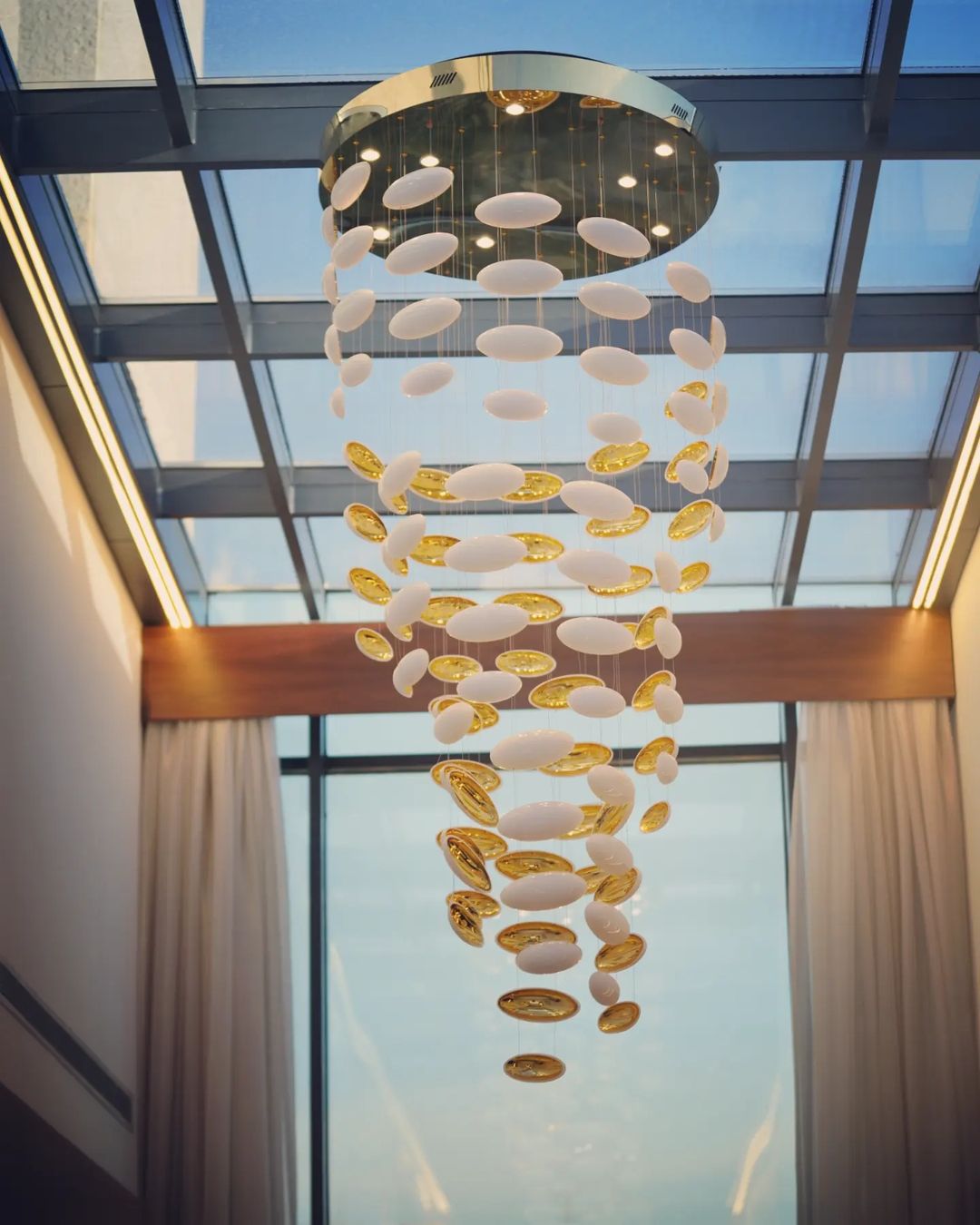 Modern Artistic Unique Golden Dragon Egg Pendant Ceiling Light Fixture for Staircase/ Sales Center/ Hotel - casivra