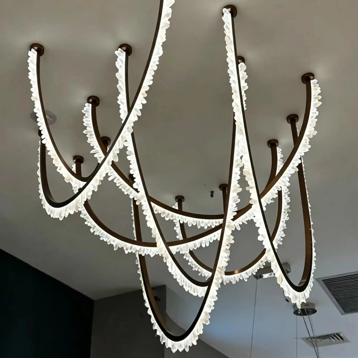 Modern High-End Curved Necklace Natural Crystal Ceiling Chandelier - The Whole Set /8 chainsBlackWarm Lightcasivra