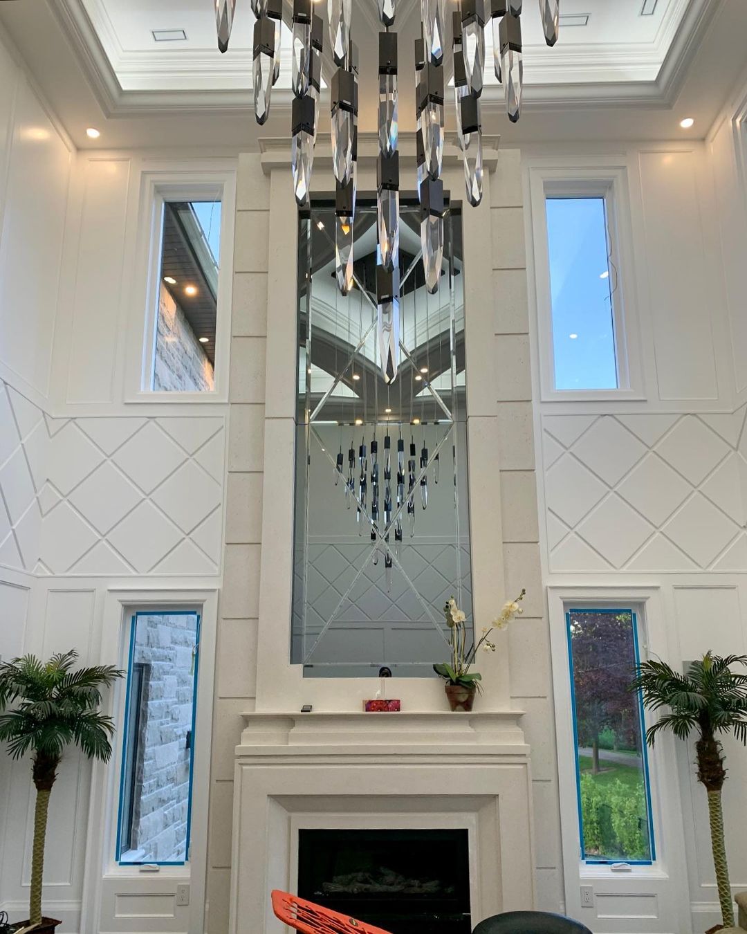 Modern Light Luxury Round/Rectangle Ceiling Pendant Light in Black Finish for Kitchen Island/ Staircase/Living Room-Chandeliers-casivra-casivra