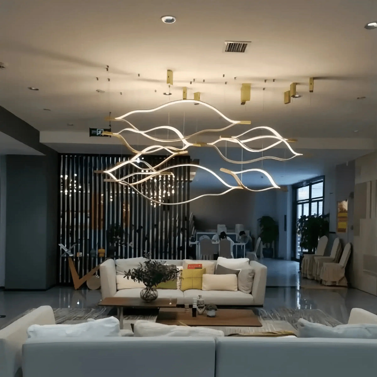 Modern Simple Brass Waving Chandelier for Living/Dining Room/Kitchen Island - L31.5"*W2.2"*H11.8"WoodWarm Lightcasivra