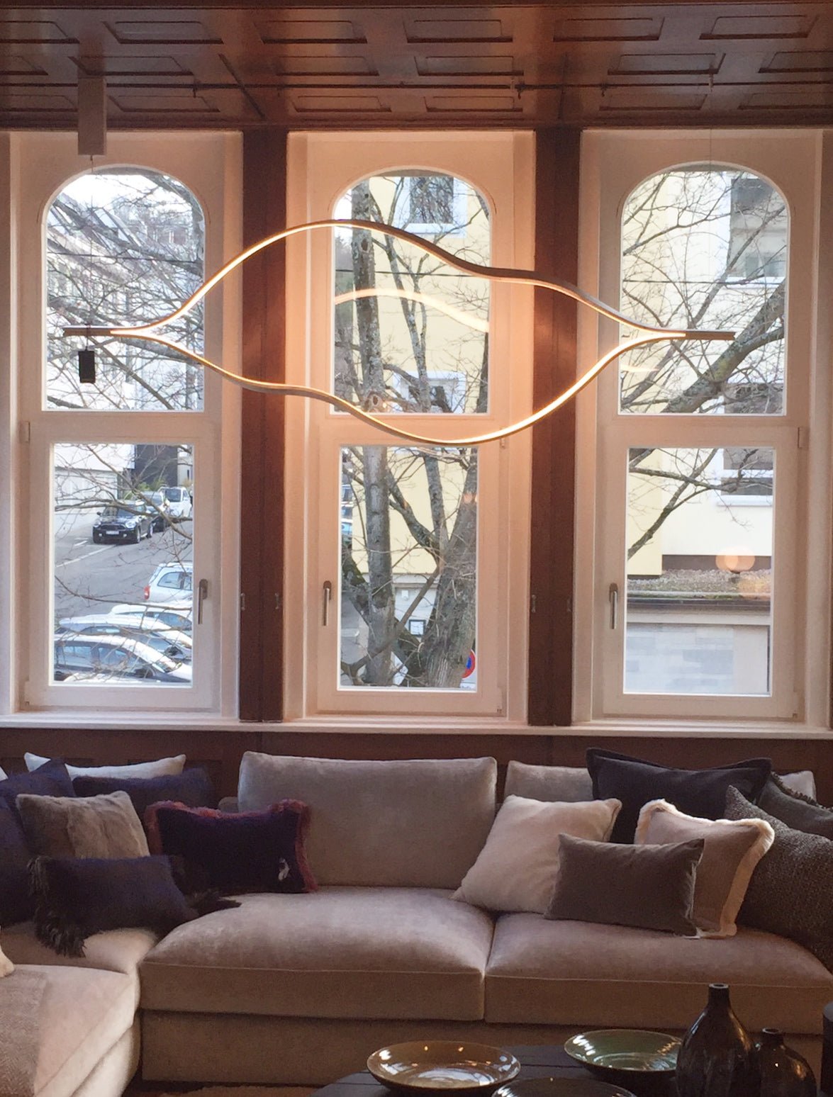 Modern Simple Brass Waving Chandelier for Living/Dining Room/Kitchen Island - L31.5"*W2.2"*H11.8"GoldWarm Lightcasivra