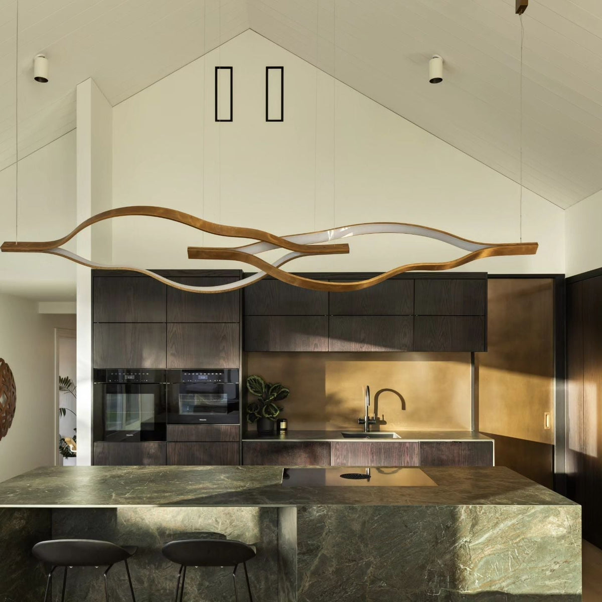 Modern Simple Brass Waving Chandelier for Living/Dining Room/Kitchen Island - L31.5"*W2.2"*H11.8"GoldWarm Lightcasivra