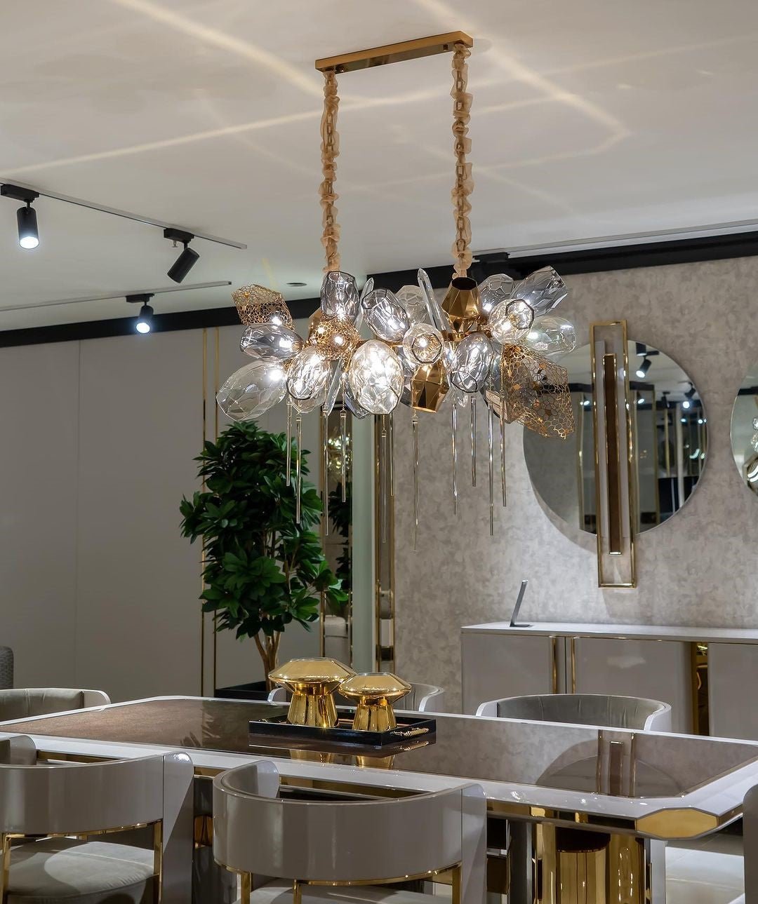 Modern Wine Glass Shape Chandelier Italian Light Luxury Light Fixture for Dining Room/Living Room-Chandeliers-casivra-casivra