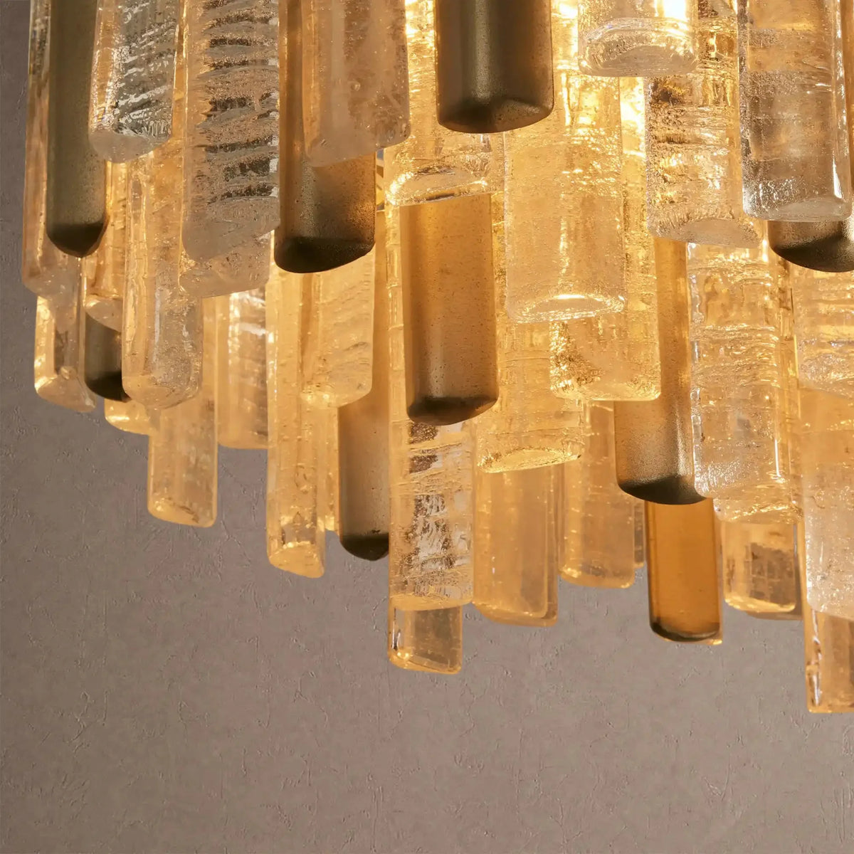 Nerina Linear Chandelier - Brasscasivra