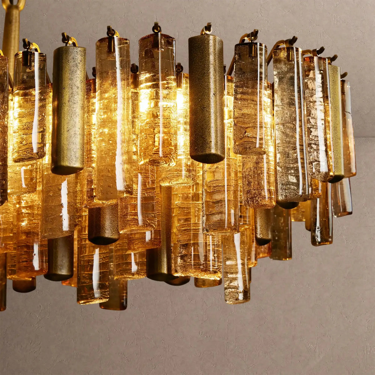 Nerina Linear Chandelier - Brasscasivra