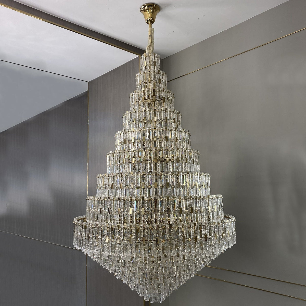 Oversized Multi - layers Honeycomb Luxury Crystal Chandelier in Gold Finish for Big Hallway/Foyer/Entryway - D47.2"*H70.9"/76 Lights/169.2kgWarm Lightcasivra