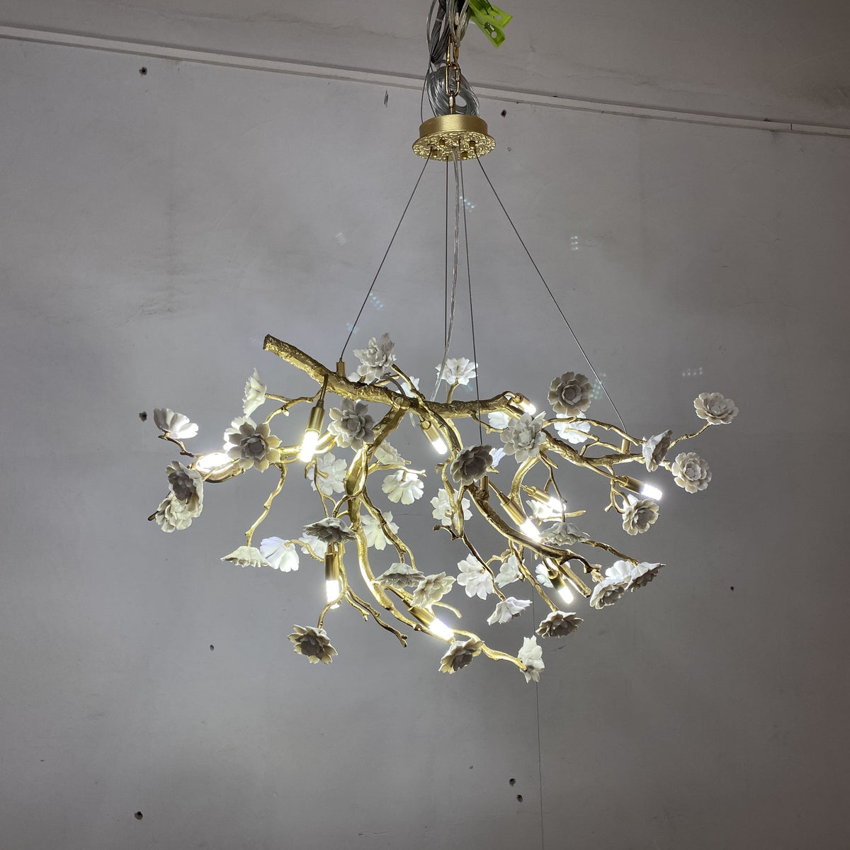 Post - Modern Art Brass and Ceramics Flower Pendant Branch Chandelier for Living/Dining Room - L49.2"*W19.7"*H21.7"Warm Lightcasivra