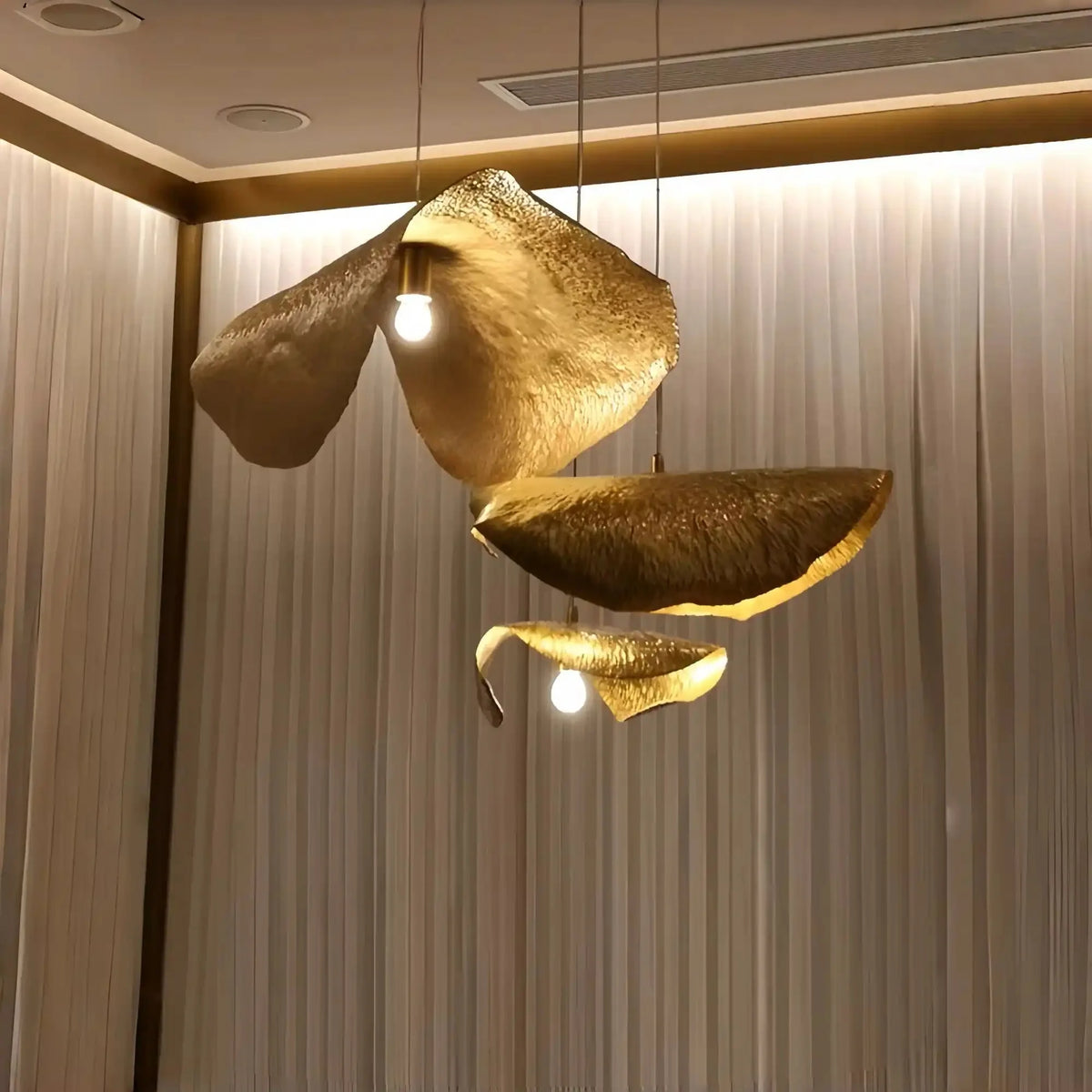 Postmodern Withered Leaf Parlor Pendant Lighting Fixture in Brass - Style A/Two curved edges/L17.7"*W11.02"*H7.08"Warm Lightcasivra