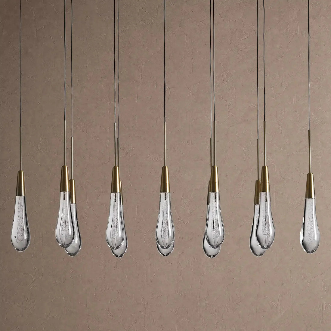 Soleil Linear Chandelier - Raindrop Pendant Lighting - 37‘’ 12-LightBrasscasivra