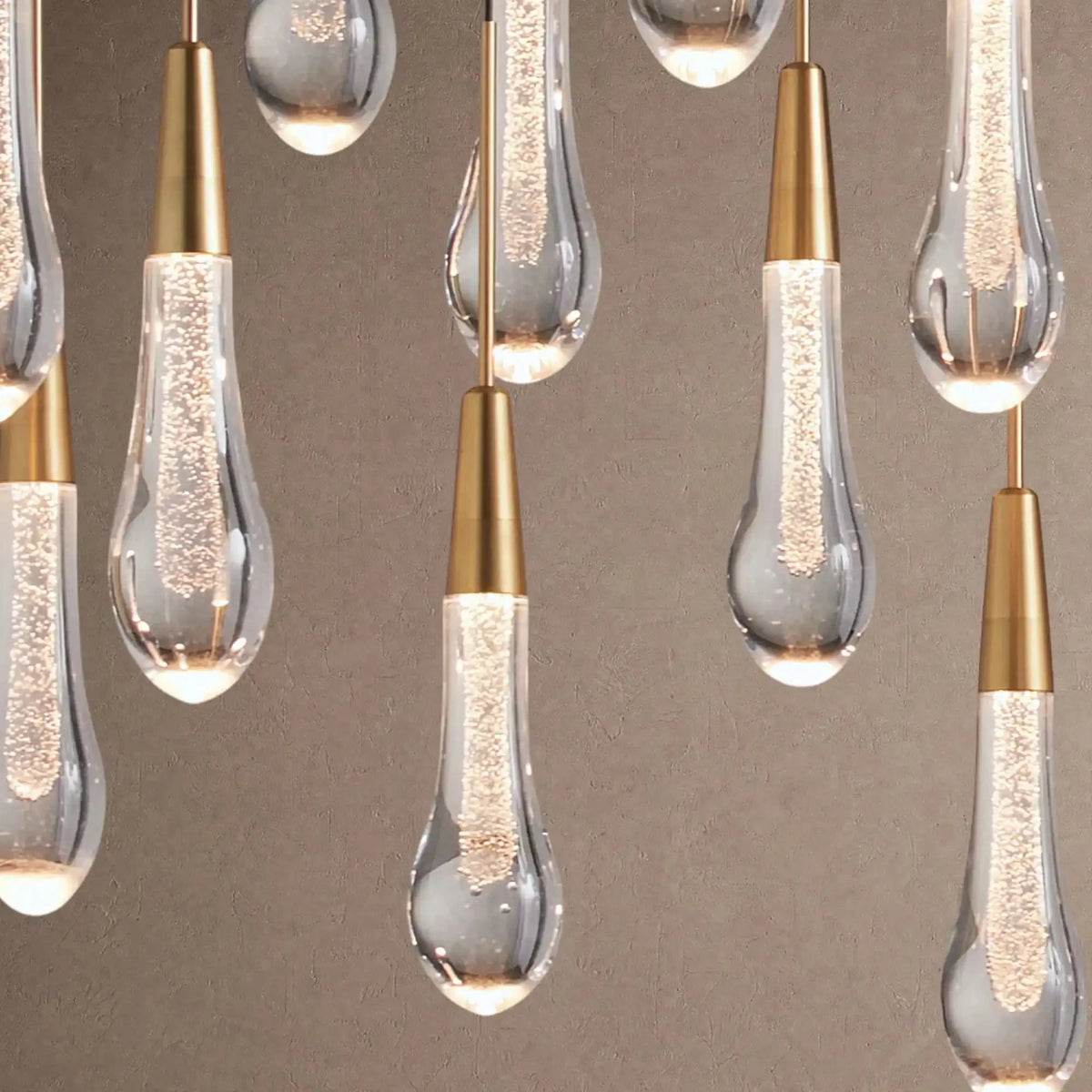 Soltaire Linear Chandelier - Raindrop Pendant Lighting - 70” 42-LightBlackcasivra