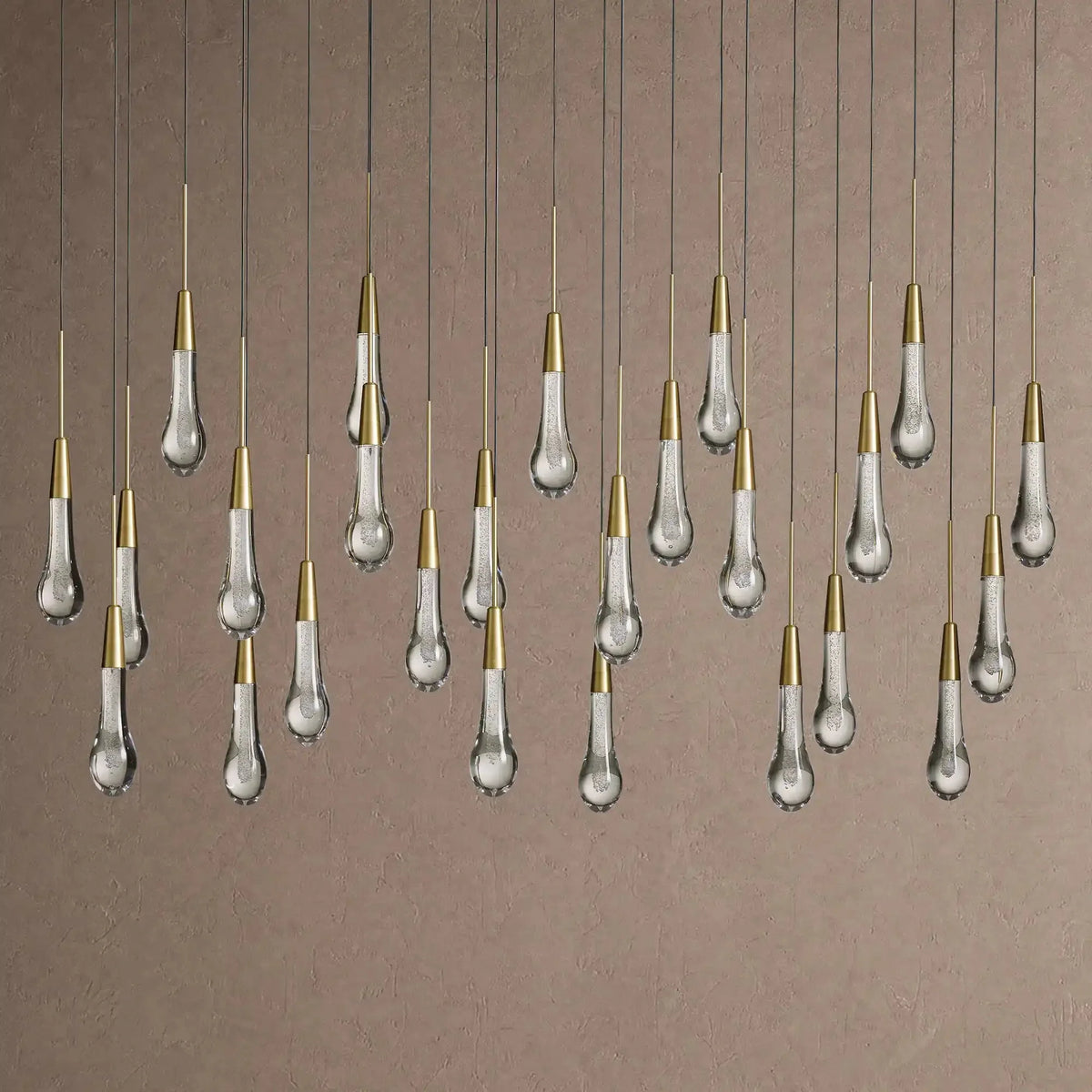 Soleil Linear Chandelier - Raindrop Pendant Lighting - 50‘’ 25-LightBrasscasivra