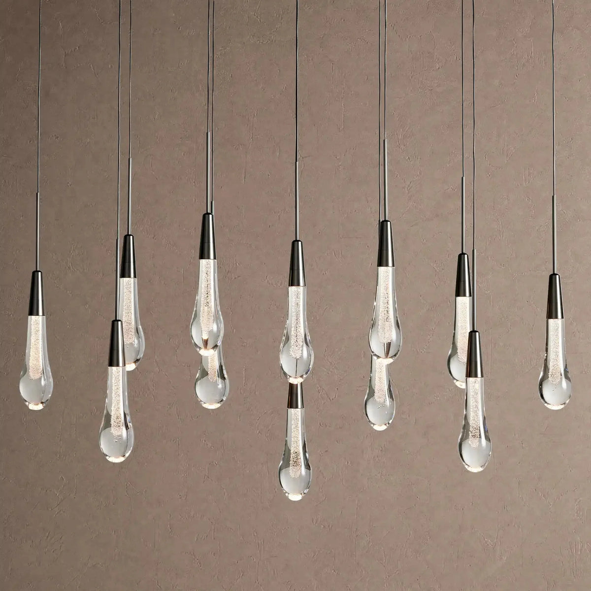 Soleil Linear Chandelier - Raindrop Pendant Lighting - 37‘’ 12-LightBlackcasivra
