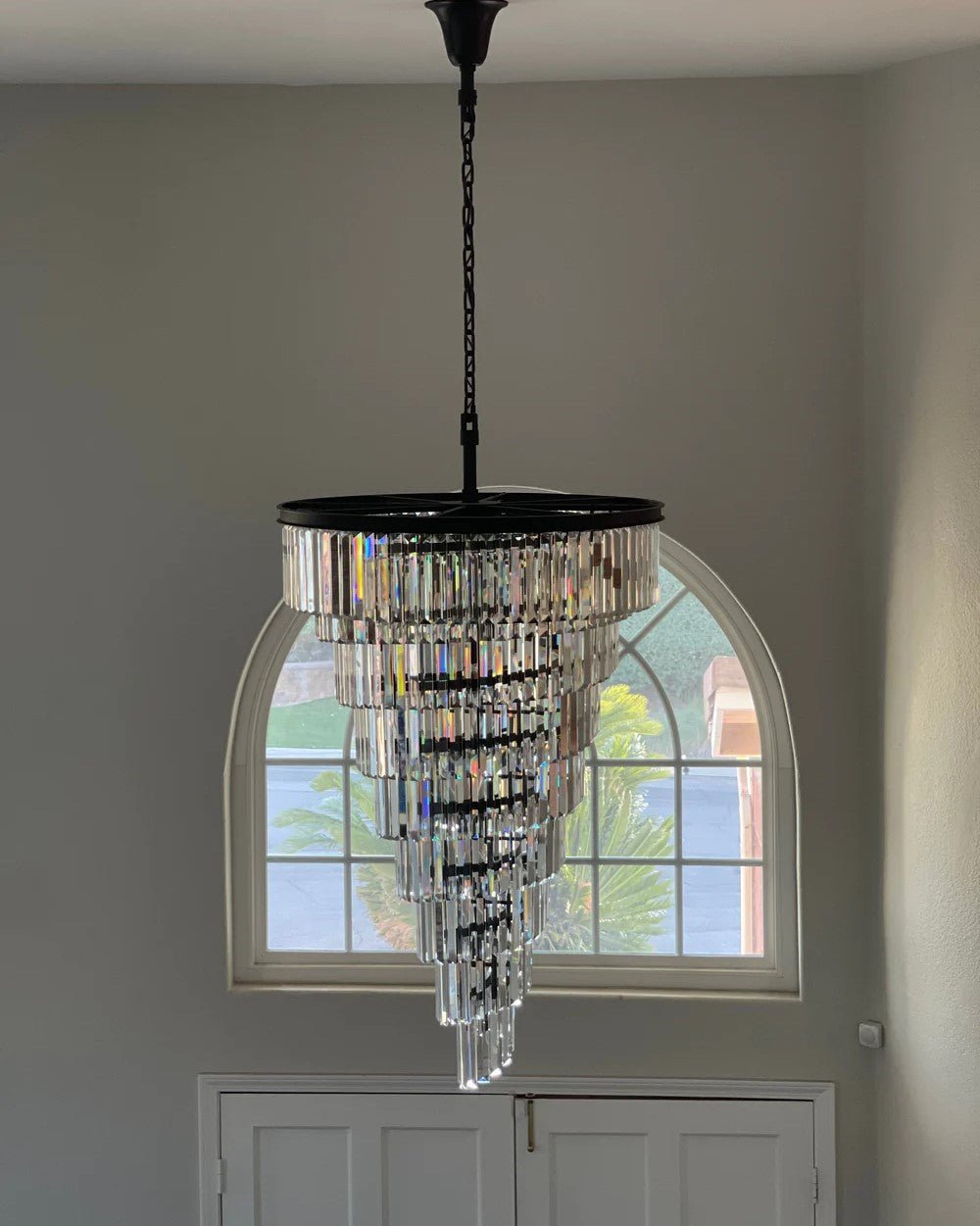 Spiral Tiered Crystal Chandelier in Black Finish - D19.7"*H25.6"Warm Lightcasivra