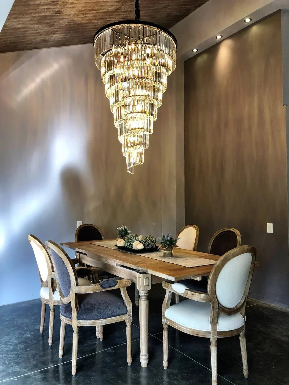 Spiral Tiered Crystal Chandelier in Black Finish - D19.7"*H25.6"Warm Lightcasivra