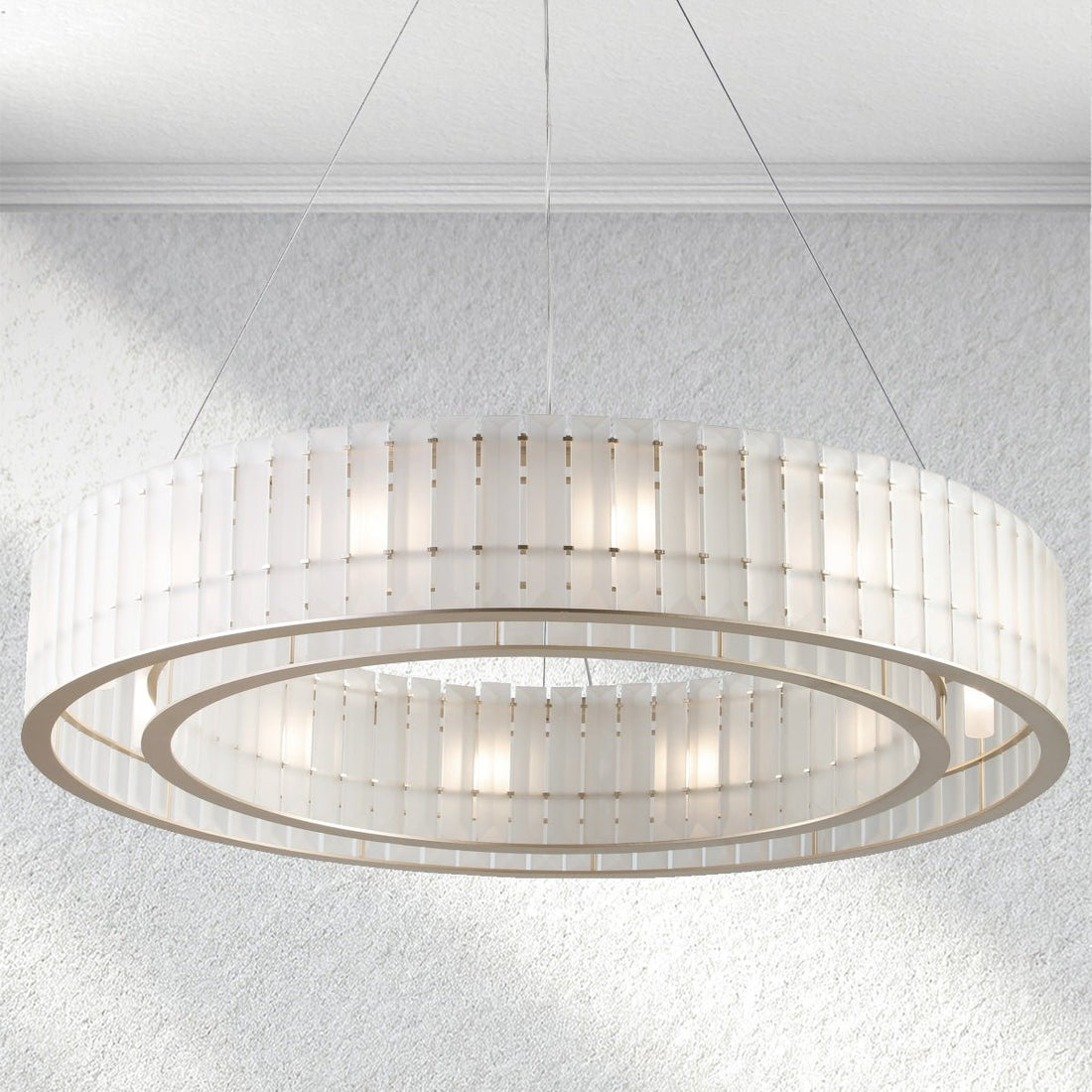 Swaroevan Parallel Round Chandelier - Single Layercasivra