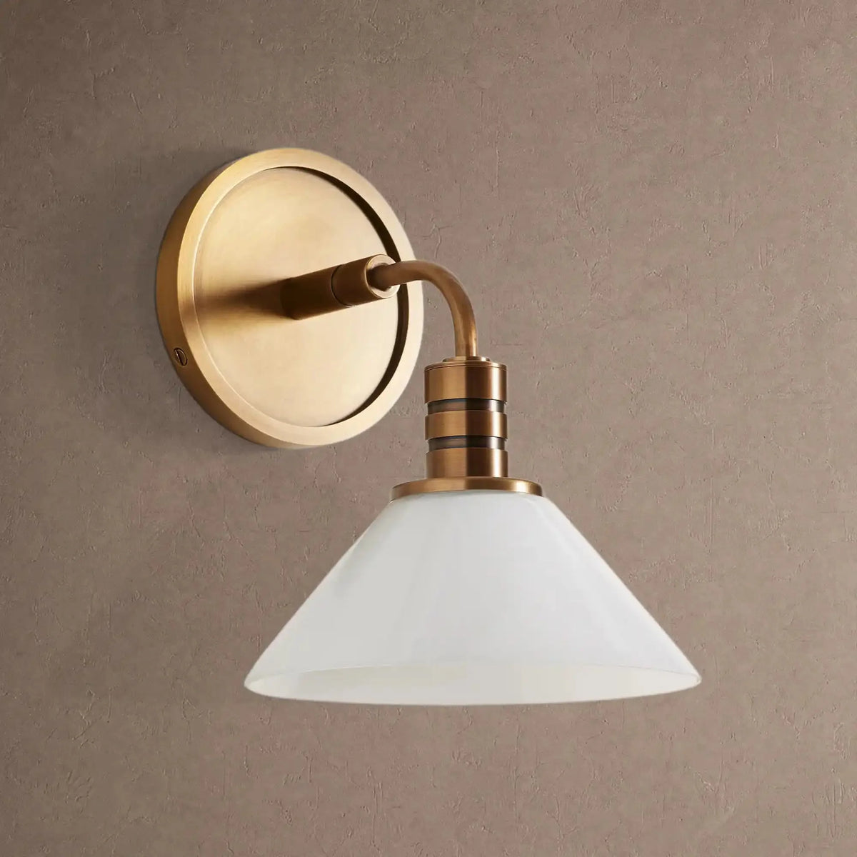 Themis Single Wall Sconce - Milkcasivra