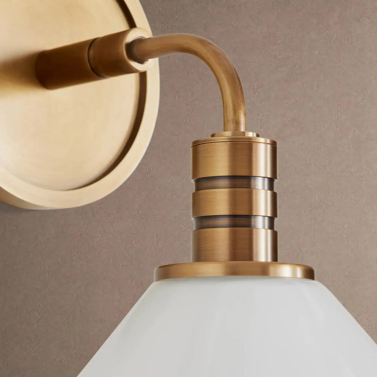 Themis Single Wall Sconce - Milkcasivra