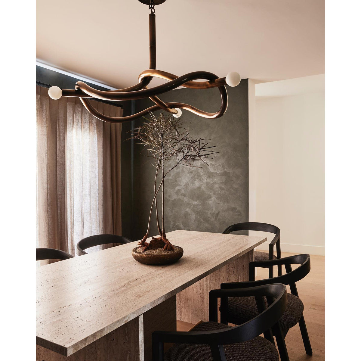 Tryst Chandelier - 3 lights ∅ 44.9″ x H 17.7″Antique Brasscasivra