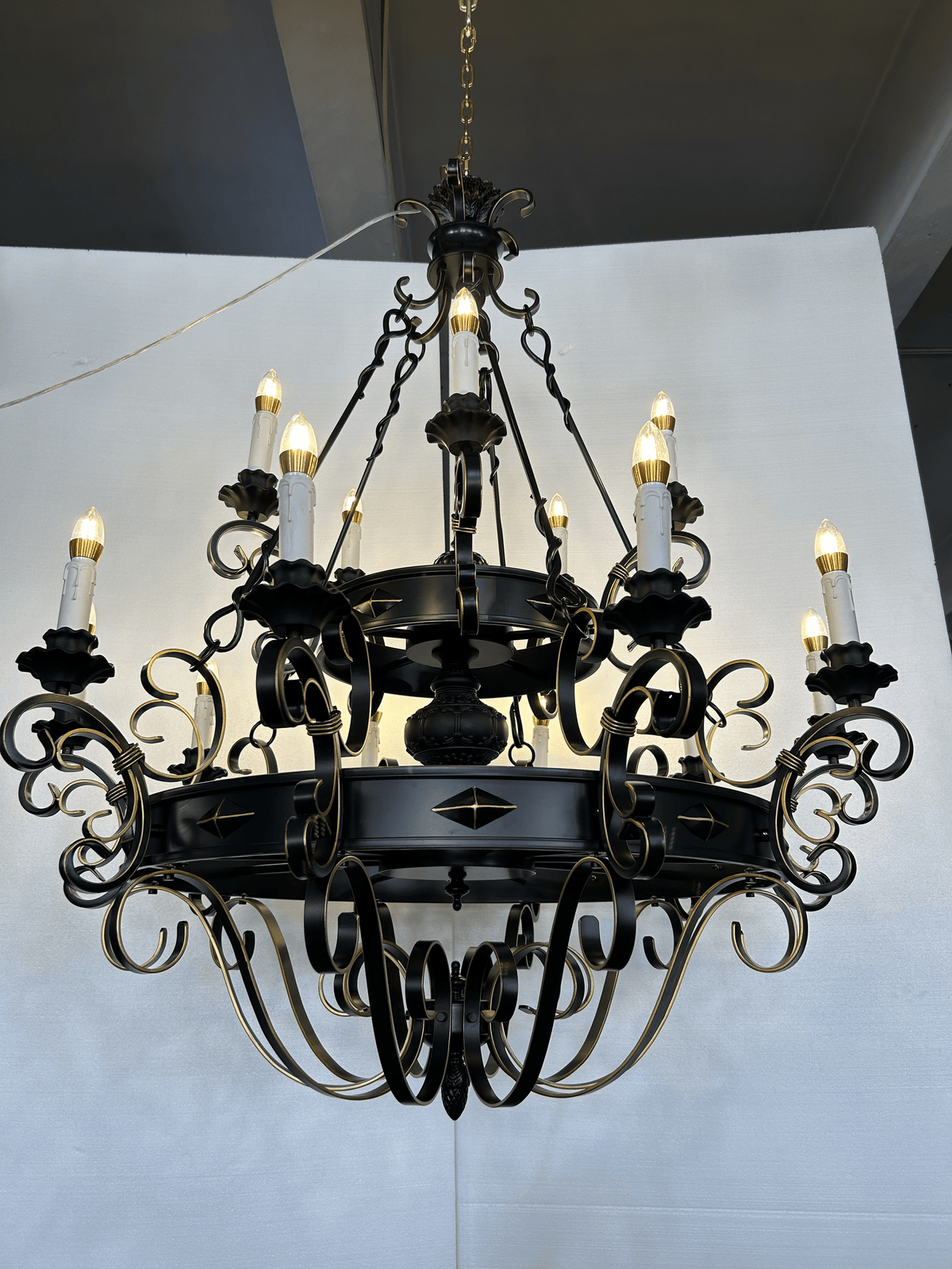 Vintage Iron Simple Candle Art Chandelier for Living Room / Villa / Stairs - 24 Lights: D48.0"*H60.2"/68.1kgWarm LightBlackcasivra