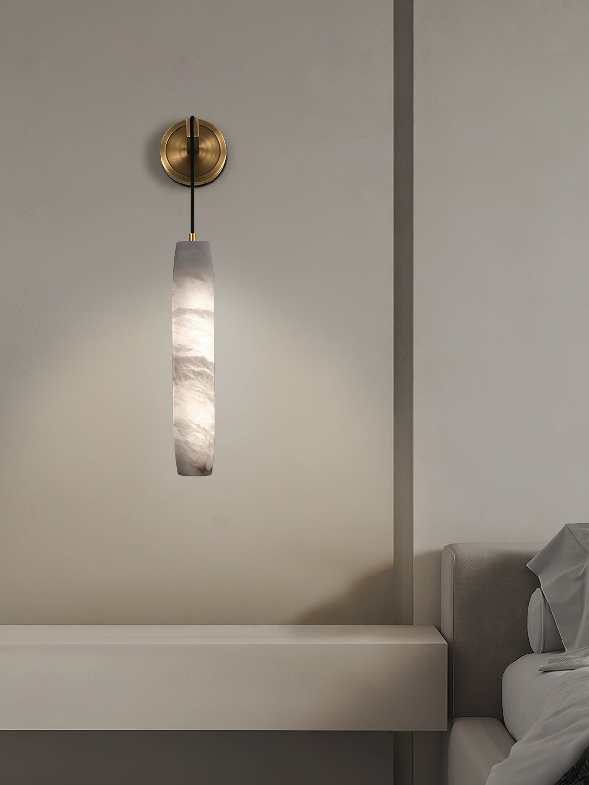 Wrenna Alabaster Flute Wall Lamp - D 7cm x H 38cm / ∅ 2.8″ x H 15″Brass＆White1 piececasivra