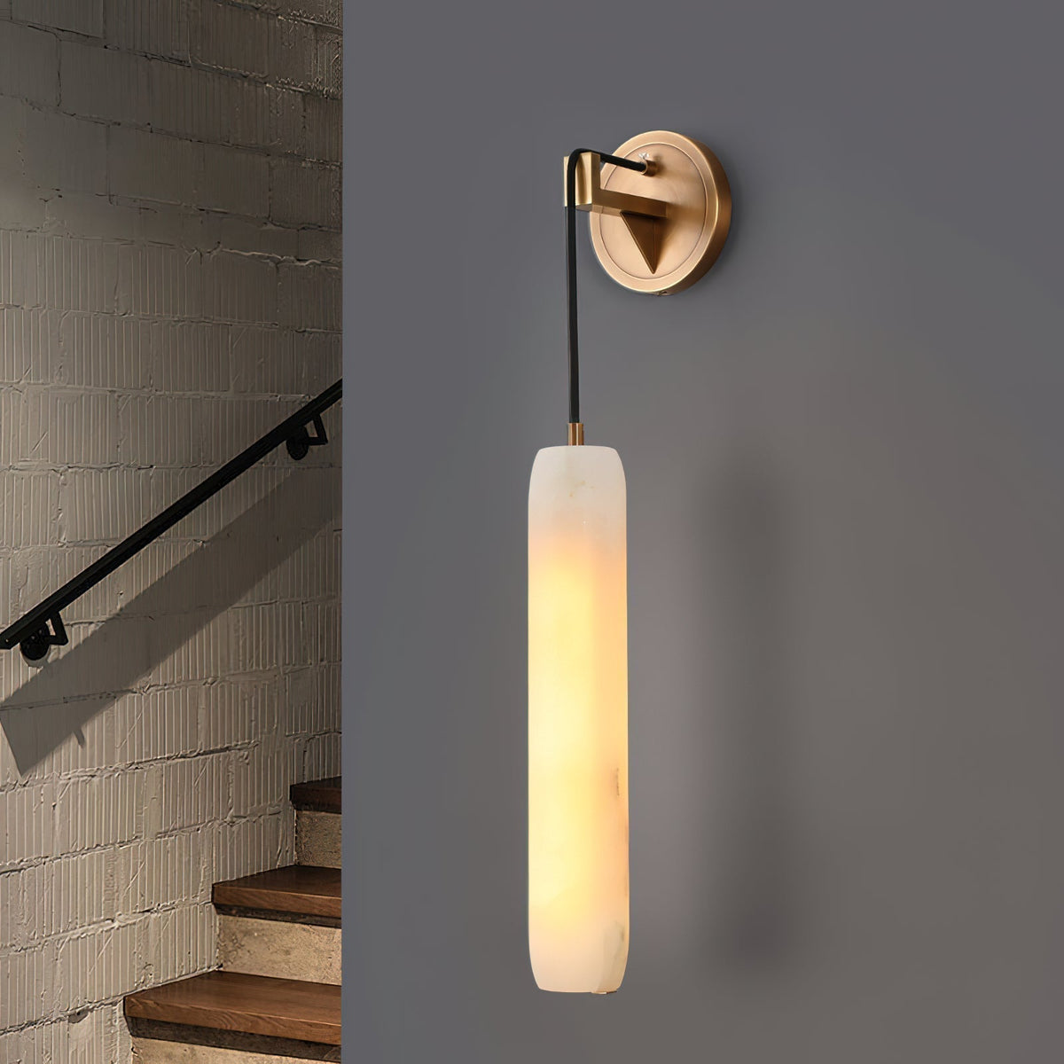 Wrenna Alabaster Flute Wall Lamp - D 7cm x H 38cm / ∅ 2.8″ x H 15″Brass＆White1 piececasivra